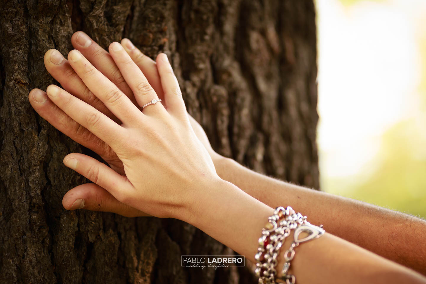 fotografia- de-pre-boda- en-el-Castillo-de-burgos-realizada-por-el-fotografo-de-bodas-en-burgos-y-miranda-de-ebro-pablo-ladrero-fotografo