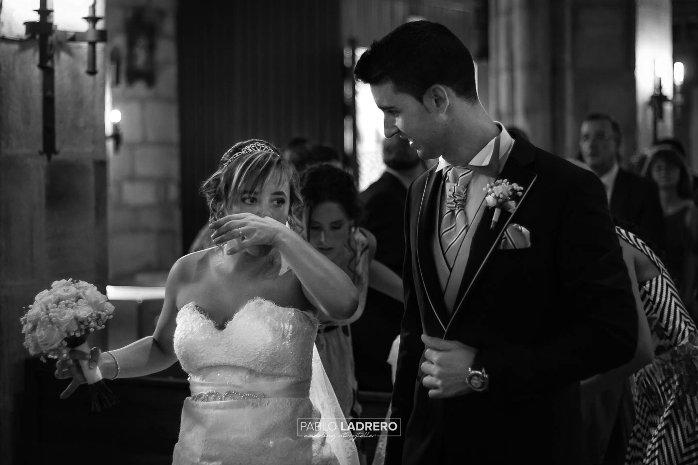 fotografia_de_boda_en_quintanar_de_la_sierra_burgos_realizada_por_el_fotografo_de_bodas_en_burgos_y_miranda_de_ebro_pablo_ladrero_fotografo