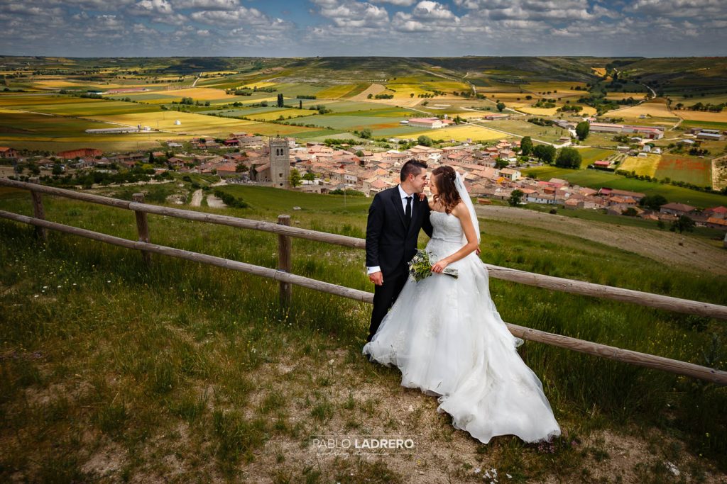 Fotografia de boda en Castrillo de Murcia Burgos tomada por el fotografo de bodas en Burgos y Miranda de Ebro Pablo Ladrero fotografo